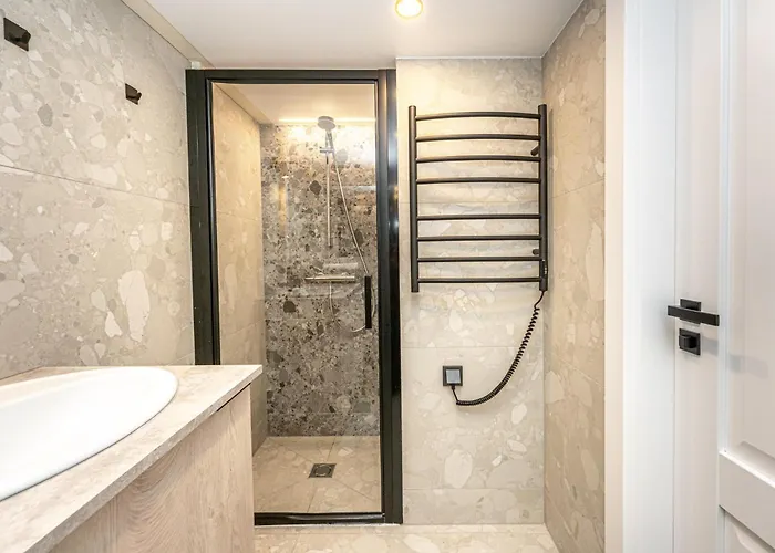 Cozy Loft In Center *